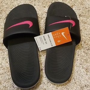 Nike Kawa Slides